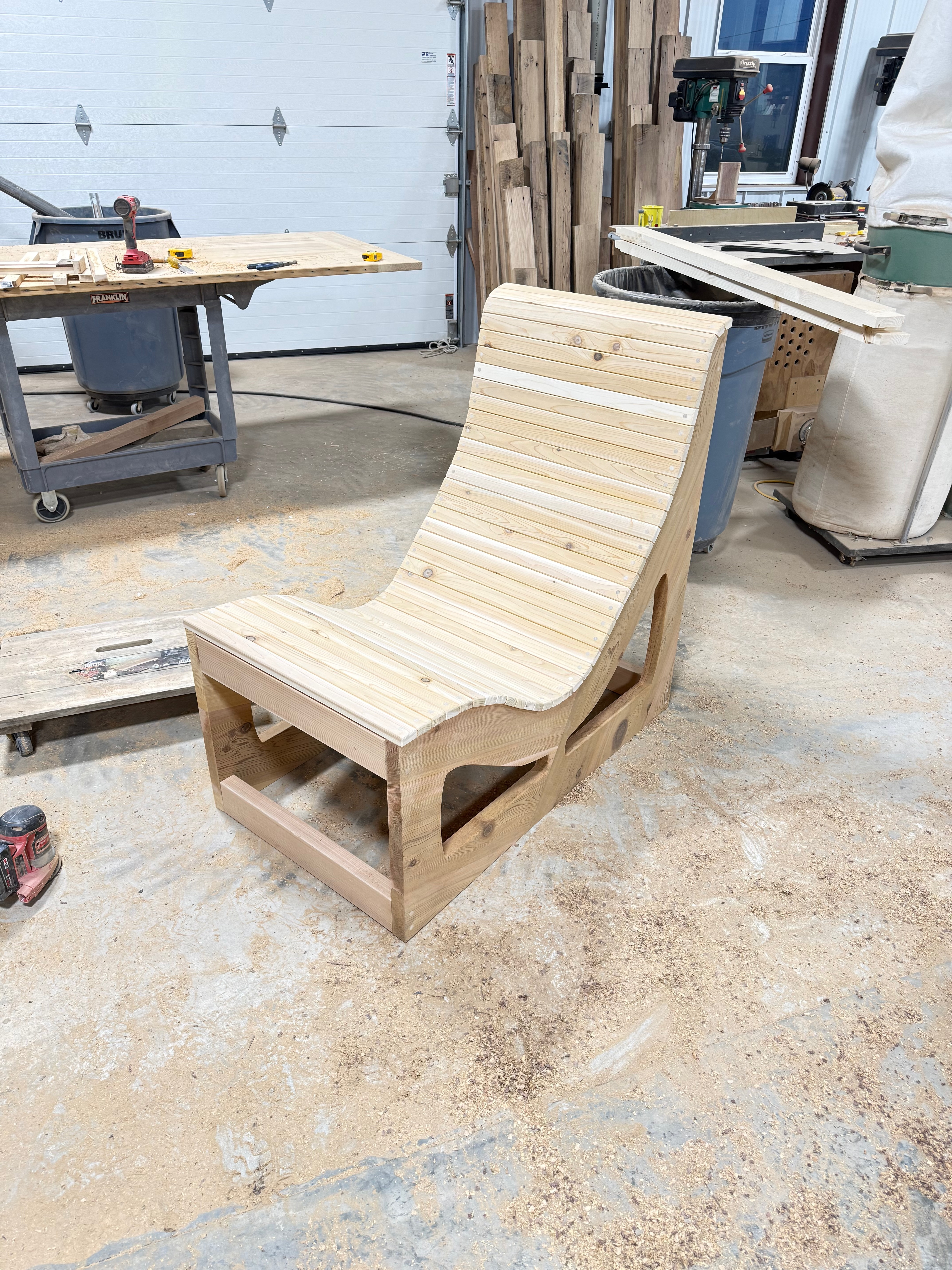 Slat-Back Lounger
